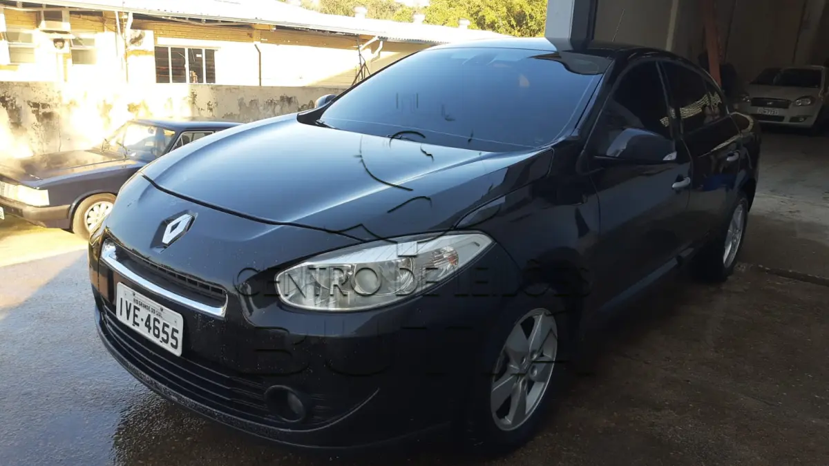 LOTE 004 - FLUENCE DYN (M), PLACA IVE 4655, ANO 2013, MODELO 2014,