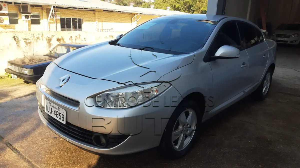 LOTE 003 - FLUENCE DYN A, PLACA IUJ 4858, ANO 2013, MODELO 2013,