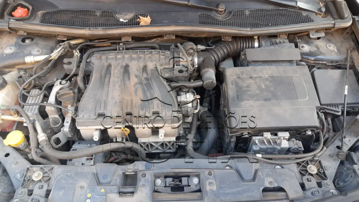 LOTE 004 - FLUENCE DYN (M), PLACA IVE 4655, ANO 2013, MODELO 2014,