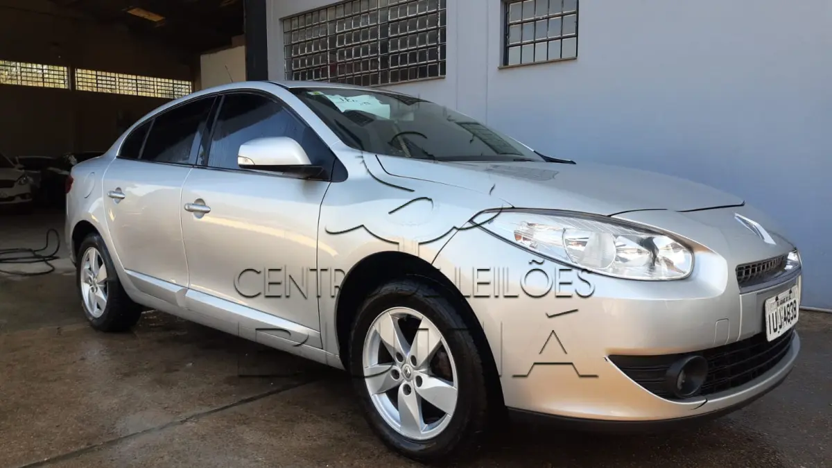 LOTE 002 - FLUENCE DYN (A), PLACA IUJ 4838, ANO 2013, MODELO 2013,