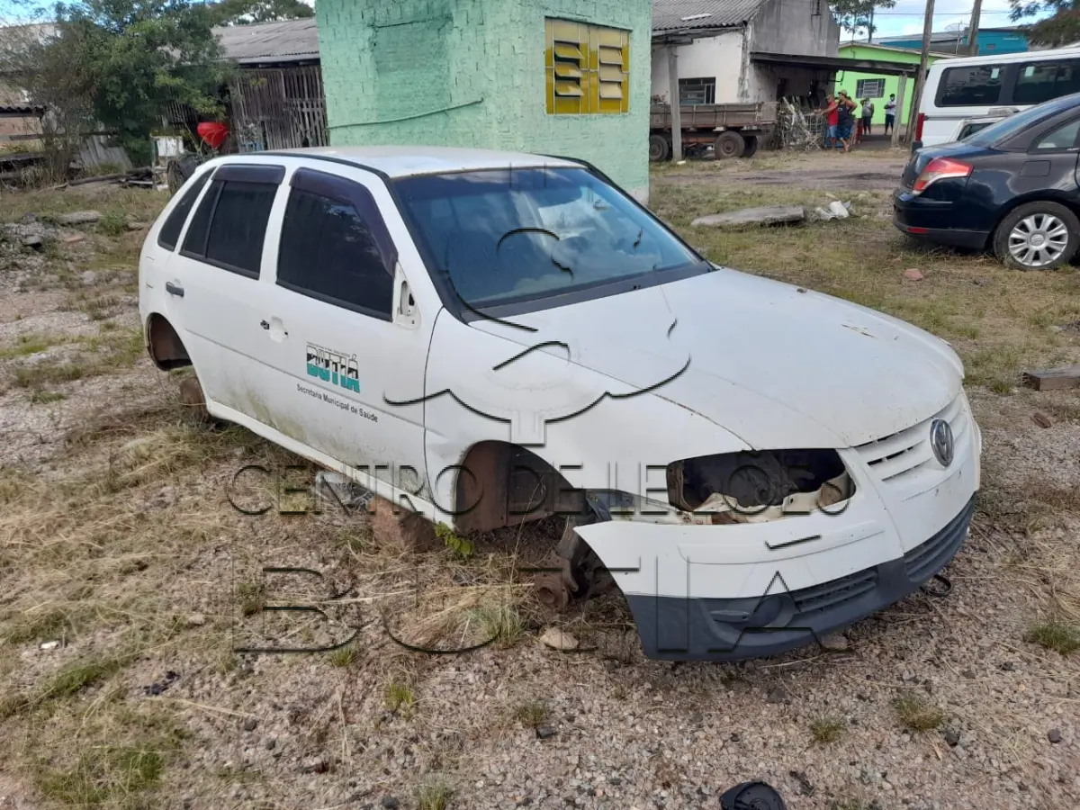 LOTE 001 - AUTOMÓVEL GOL