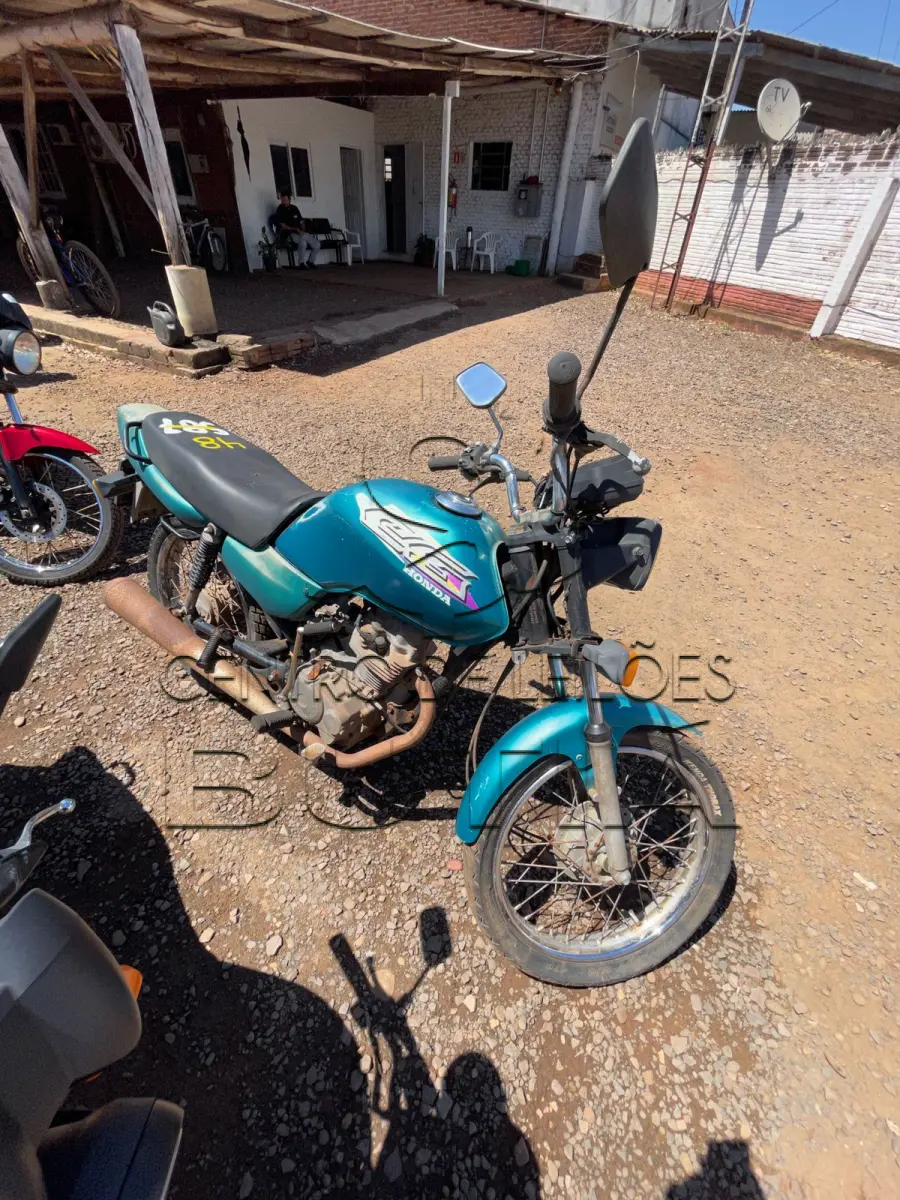 LOTE 0048